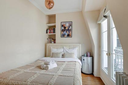 Pont Neuf & St Germain - CityApartmentStay - image 3