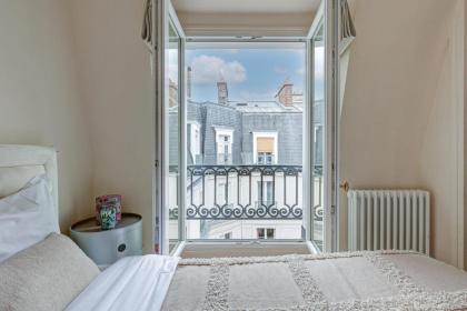 Pont Neuf & St Germain - CityApartmentStay - image 8