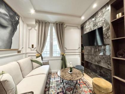 Luxury 2 Bedroom - Notre Dame - image 11