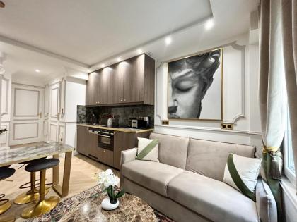 Luxury 2 Bedroom - Notre Dame - image 2