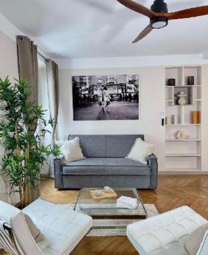 B1581 - Cozy apartment near the Champs-Elysées ! - image 8