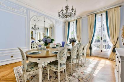 Luxury House In The Heart Of Paris - By feel luxury holidays - image 14