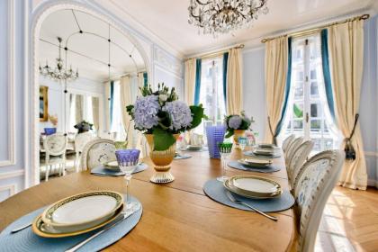 Luxury House In The Heart Of Paris - By feel luxury holidays - image 8