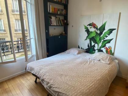 Chez Laurette Plein Paris 3 chambres 5 personnes - image 16