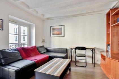 Beautiful apartment close to the Eiffel Tower - Welkeys - image 12