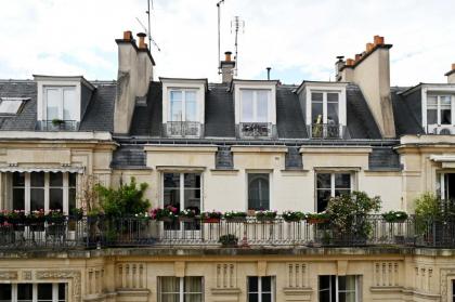 Luxury apartment at Auteuil - image 16