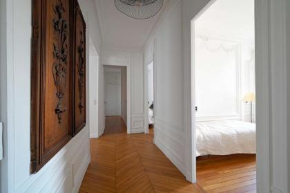 Luxury apartment at Auteuil - image 7