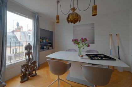 Appartement au cœur St Germain - image 3