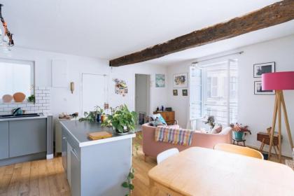 Vibrant & Enchanting 1BD Apartment Le Marais! - image 8