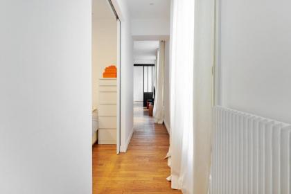 Elegant apartment in the heart of Paris 17th - Welkeys - image 11