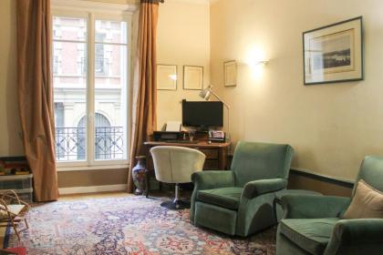 Spacious apartment - near Trocadero - image 17