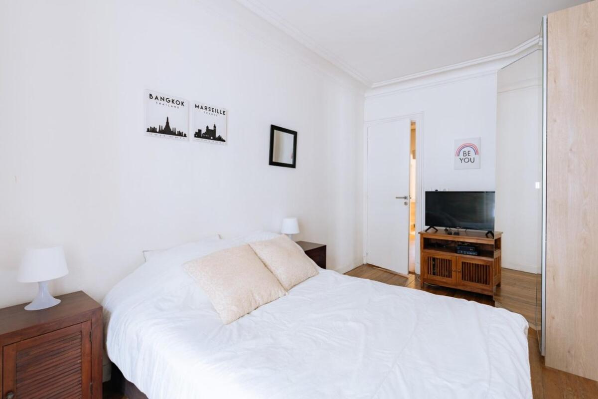 Spacious & Stylish 2BD Apartment Beaugrenelle! - main image