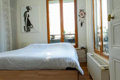 Spacious and quiet Apartment In The Heart Of Paris - image 16