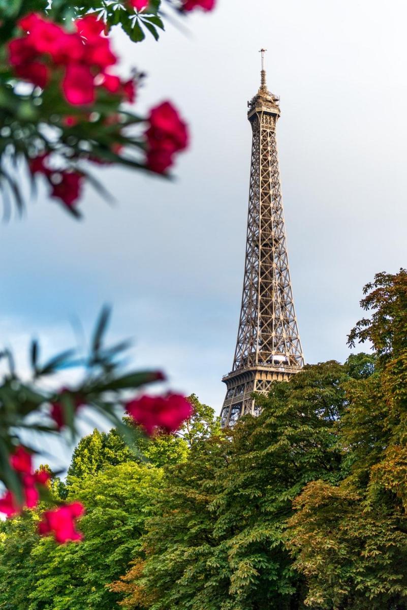 Hotel Villa Nicolo - Tour Eiffel - main image