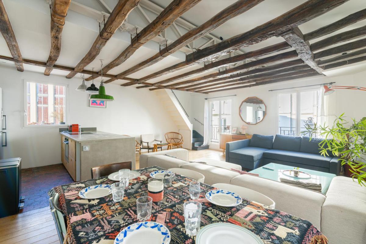 Luxurious 2 Bedroom Canal Saint Martin Saint Lazare - image 7