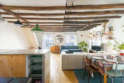 Luxurious 2 Bedroom Canal Saint Martin Saint Lazare - image 8