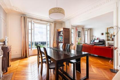 Spacious and pleasant nest 2 steps from Montmartre - image 12